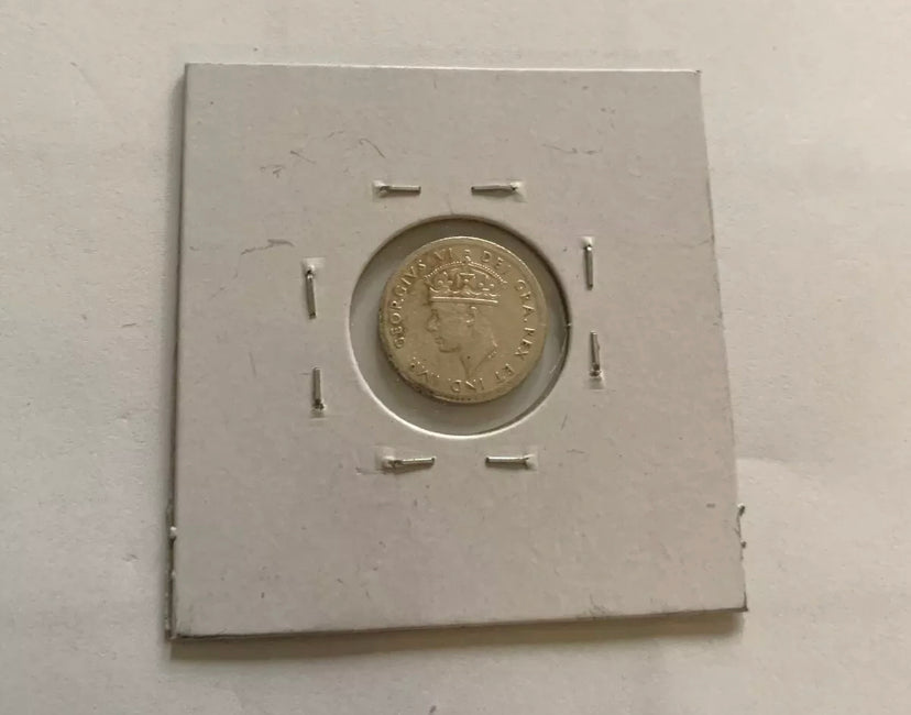 1942 C Newfoundland 5 Cent  Silver Coin XF