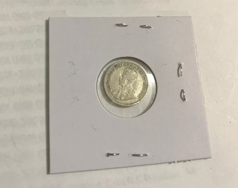 1917 Canada Silver Small 5 Cent Coin XF