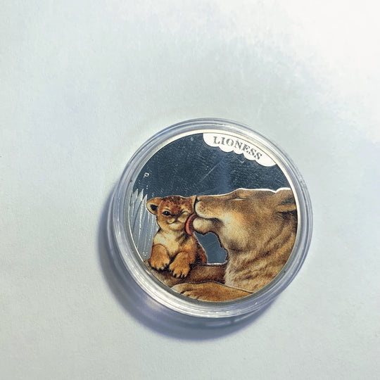 Lucky Coin - Lion and baby Coin Colored Engraved