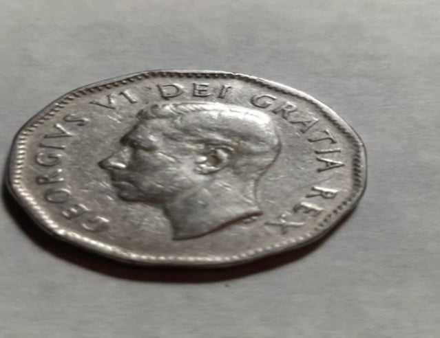 Erreur 1949 Canada 5c Nickel Weak Strike à l'envers