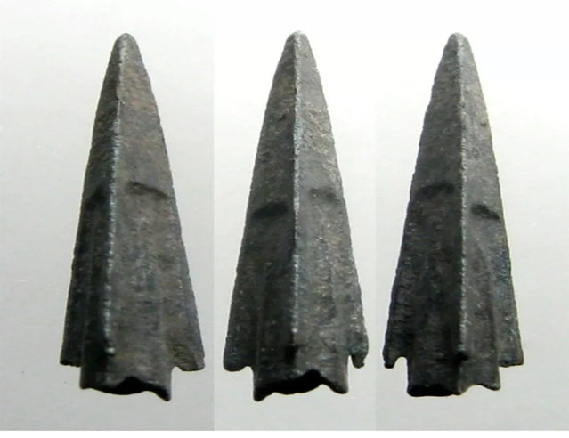 One piece ancient scythian arrowhead___7th-1st century bc___found in the lower Ukraine