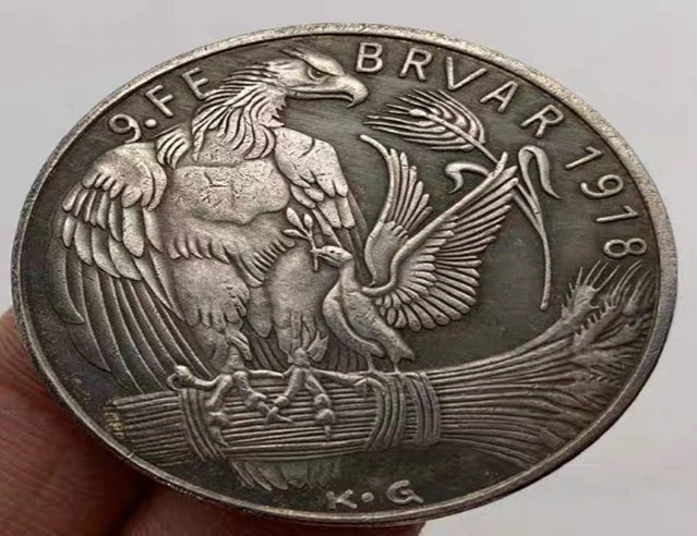 Hobo Coin - Sun Tree Coin in Protective Plastic Capsule Copper Engraved